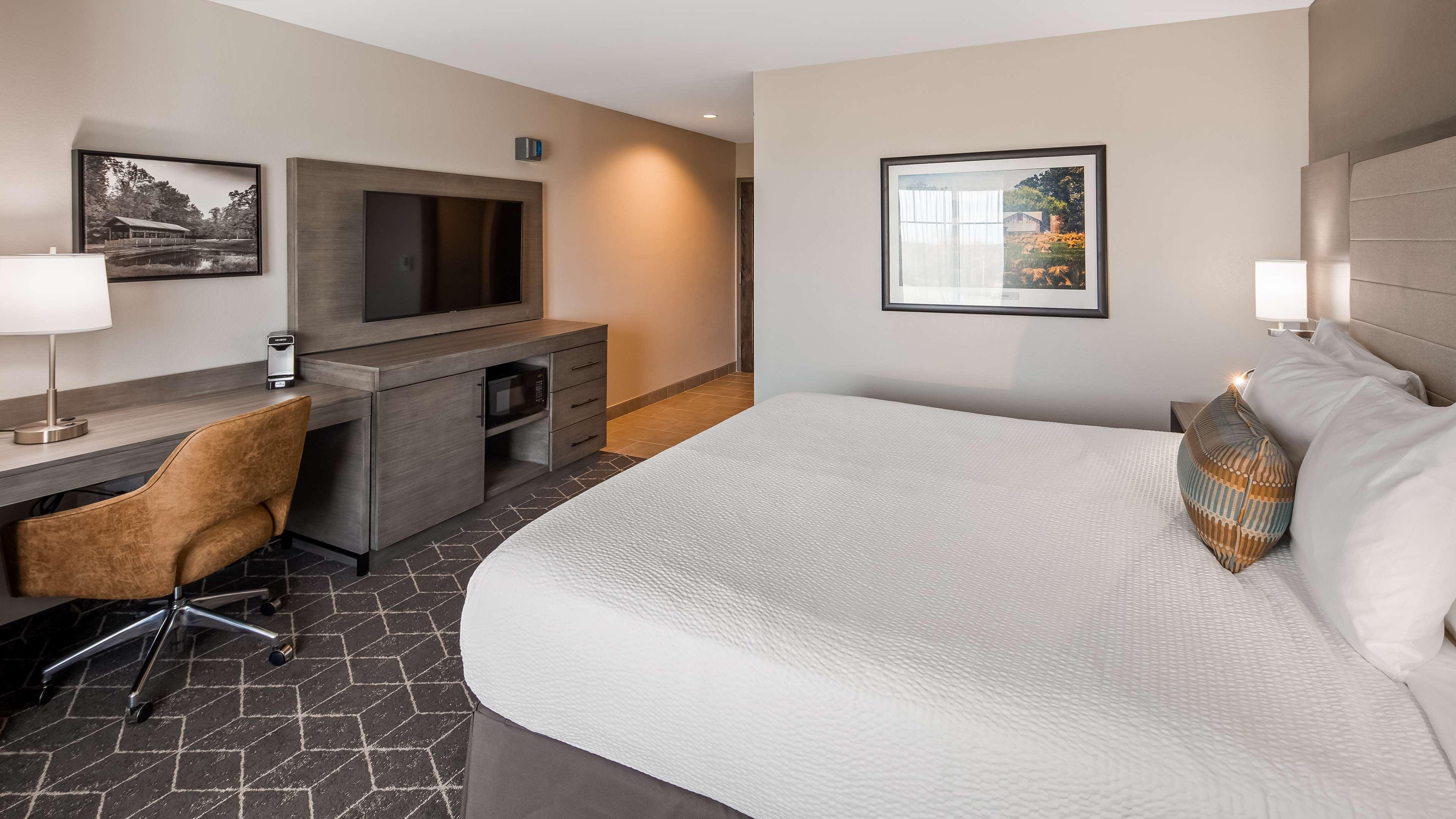 Best Western Plus Lawrenceburg エクステリア 写真