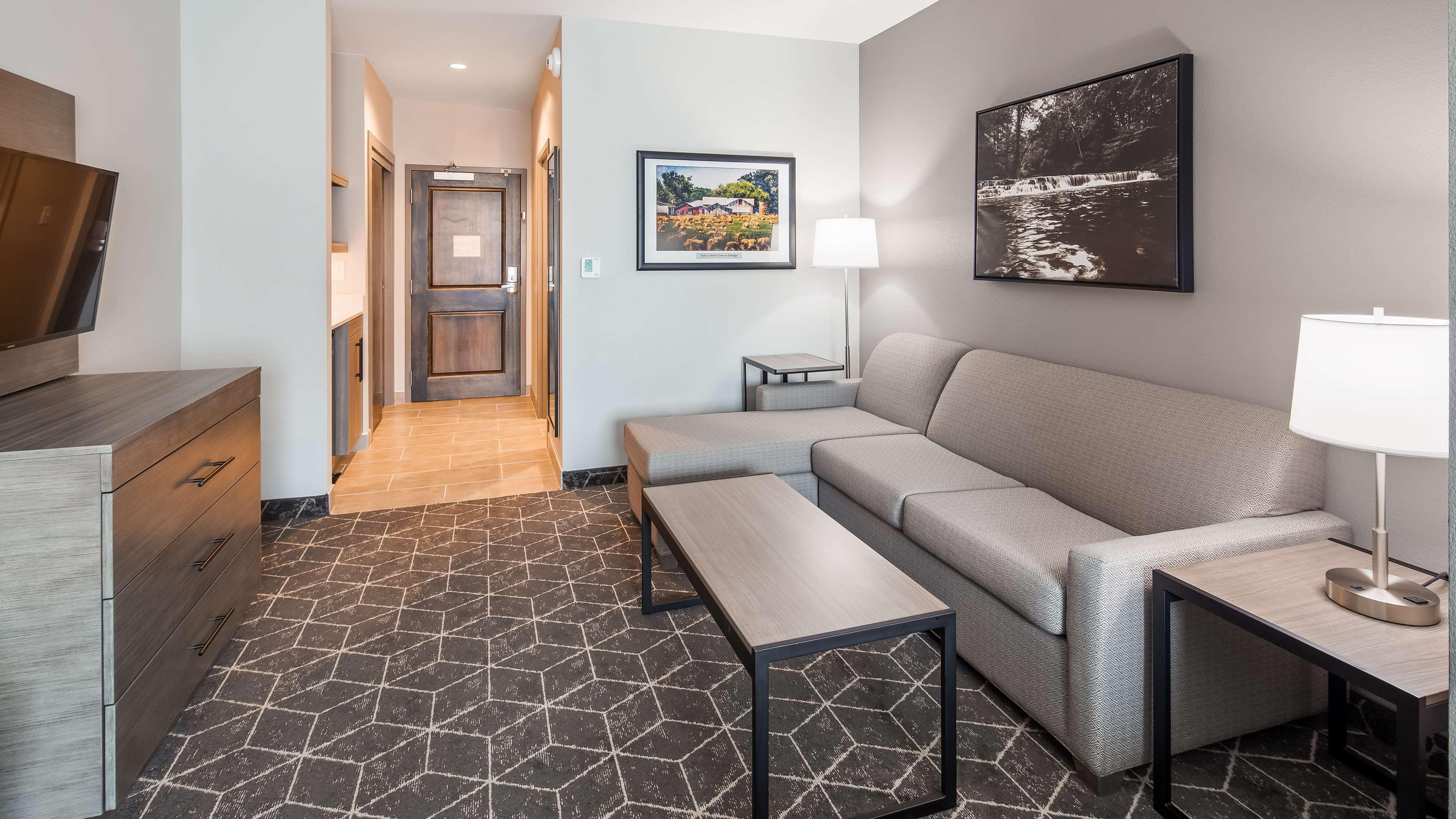Best Western Plus Lawrenceburg エクステリア 写真