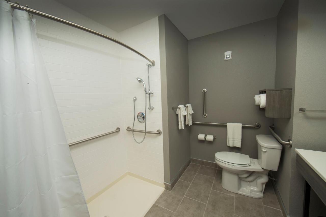 Best Western Plus Lawrenceburg エクステリア 写真